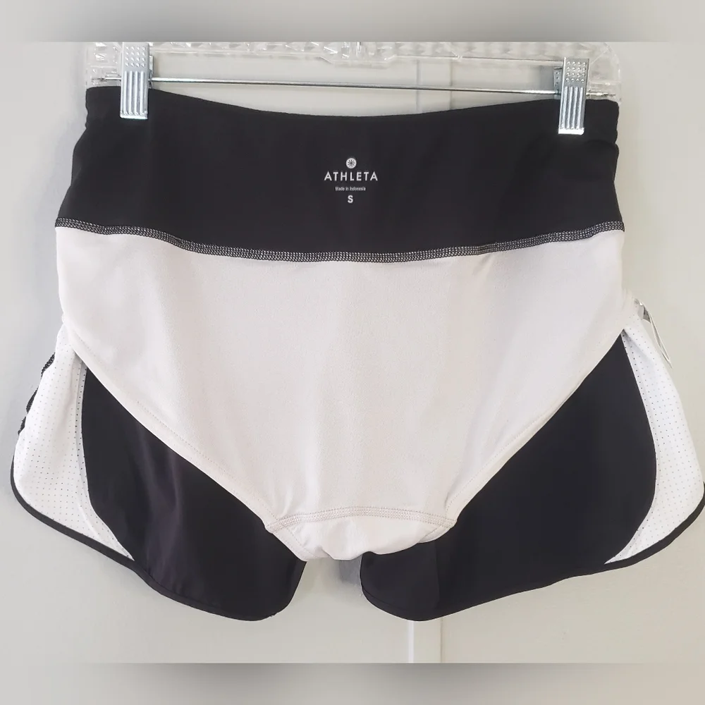 Athleta Black and White Acceleration Running Shorts 3.5" - Picture 11 of 14